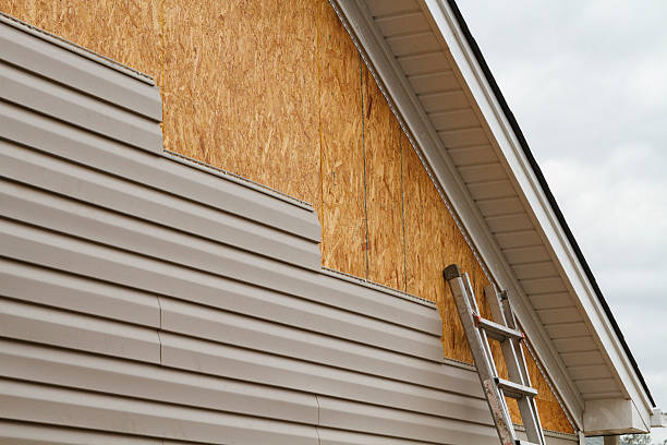 24/7 Emergency Vinyl Siding experts in Edgewood, PA